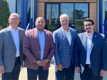 State Rep Mike Andrade visits Hammond Group