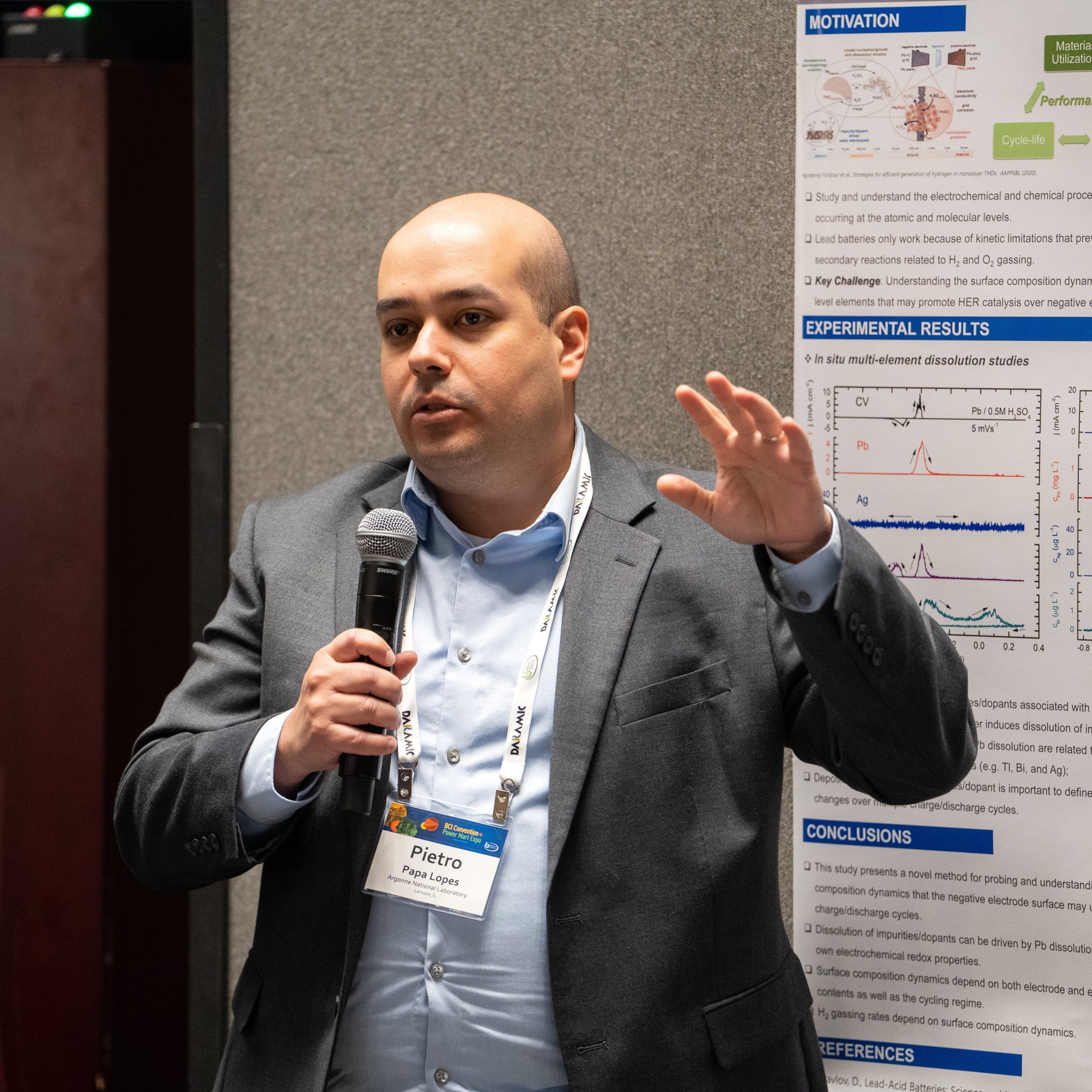 Pietro Papa Lopes presenting his battery research poster