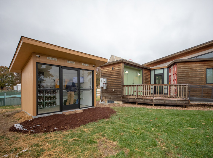 Solar-powered homes using a lead battery microgrid.